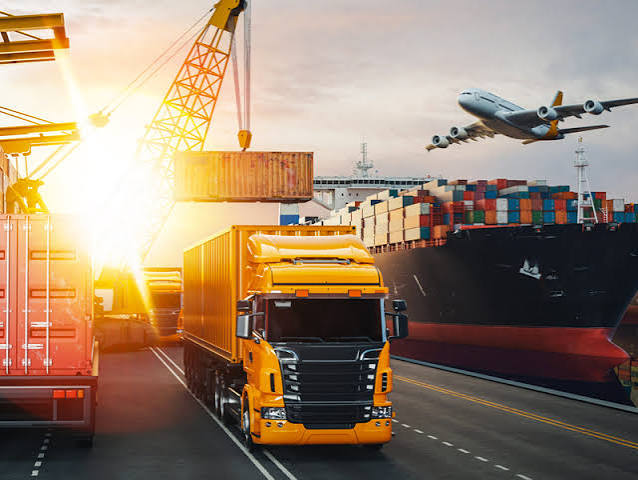 Máster en Comercio Internacional y Logística Global (Supply Chain) 1 Máster en Comercio Internacional y Logística Global (Supply Chain)